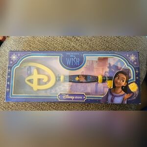 NIB Disney Wish Collector Key